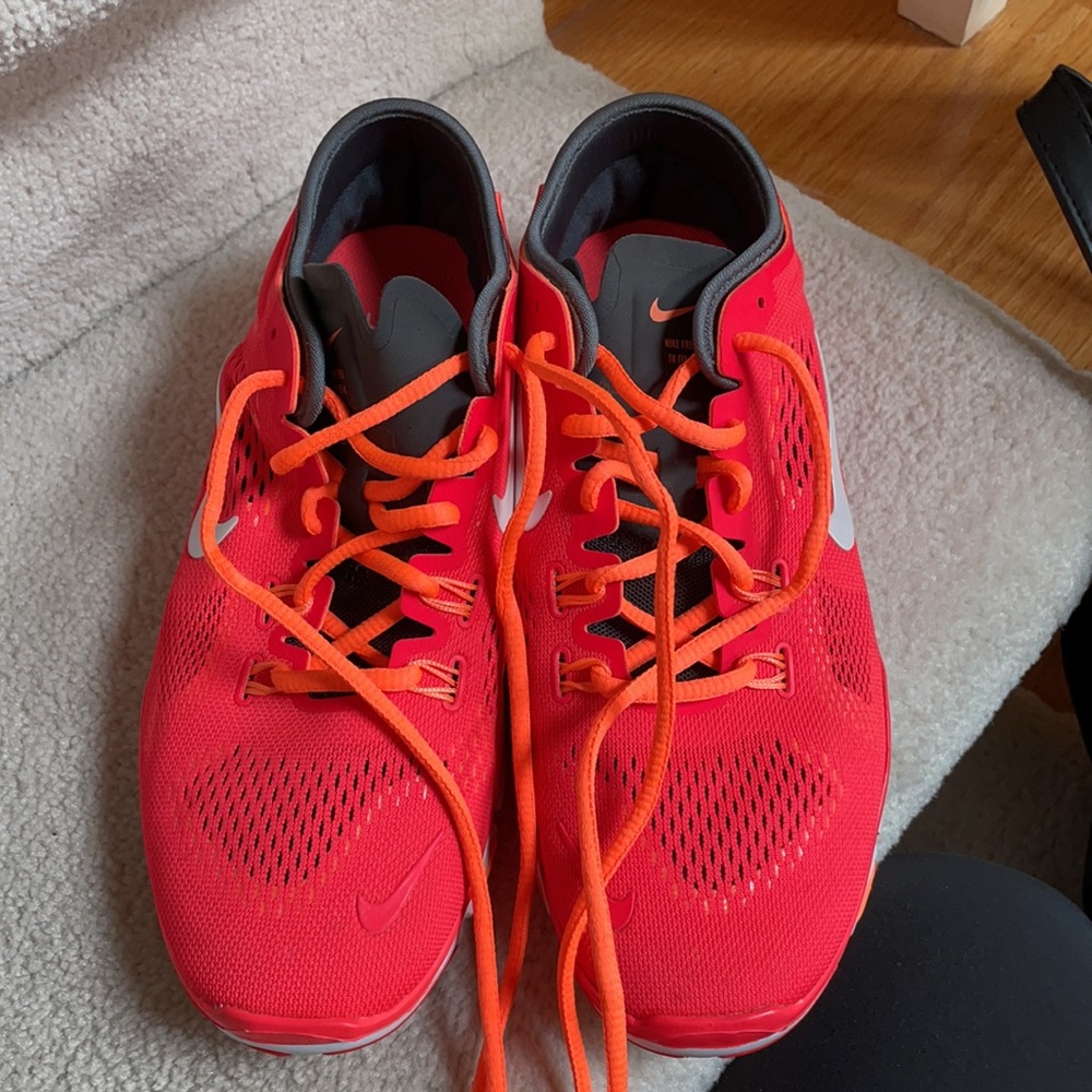 Nike Free 5.0 sneakers